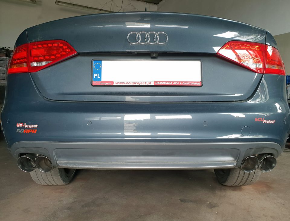 Audi S4 Tył